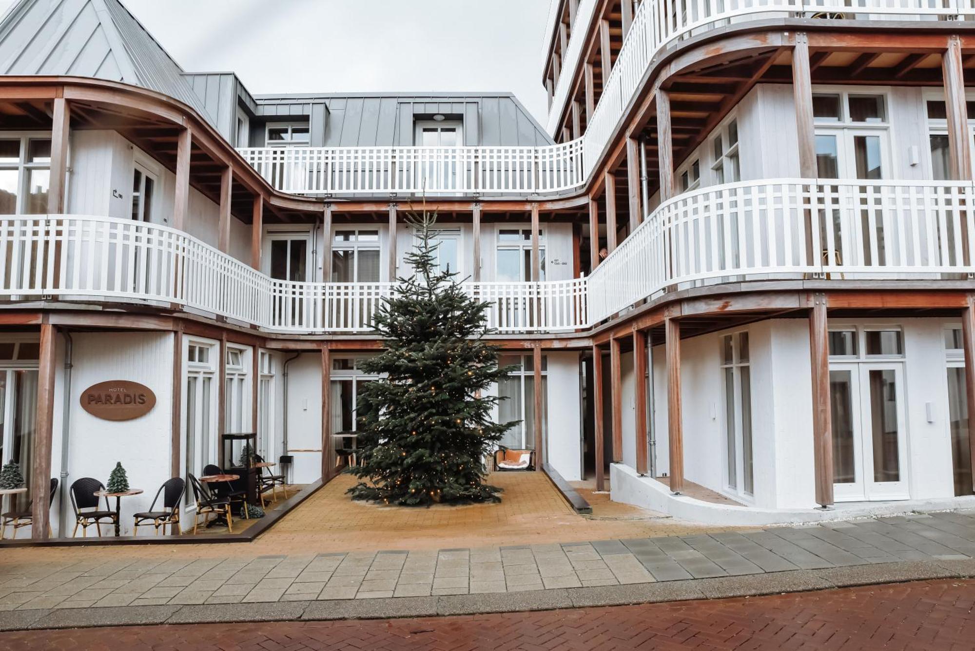 Hotel Paradis